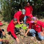 Kedaulatan Pangan, PDI Perjuangan Jatim Gerakkan Tanam Sukun Massal