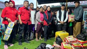 Keliling Belasan Posko Gempa Sigi, Risma Soroti Kurangnya Tenda Warga
