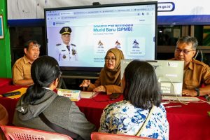 DPRD Surabaya Minta Dispendik Pastikan Server Siap saat SPMB DPRD Surabaya Minta Dispendik Pastikan Server Siap saat SPMB