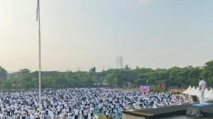 UNESA Cetak Rekor MURI Yoga Peserta Disabilitas Terbanyak