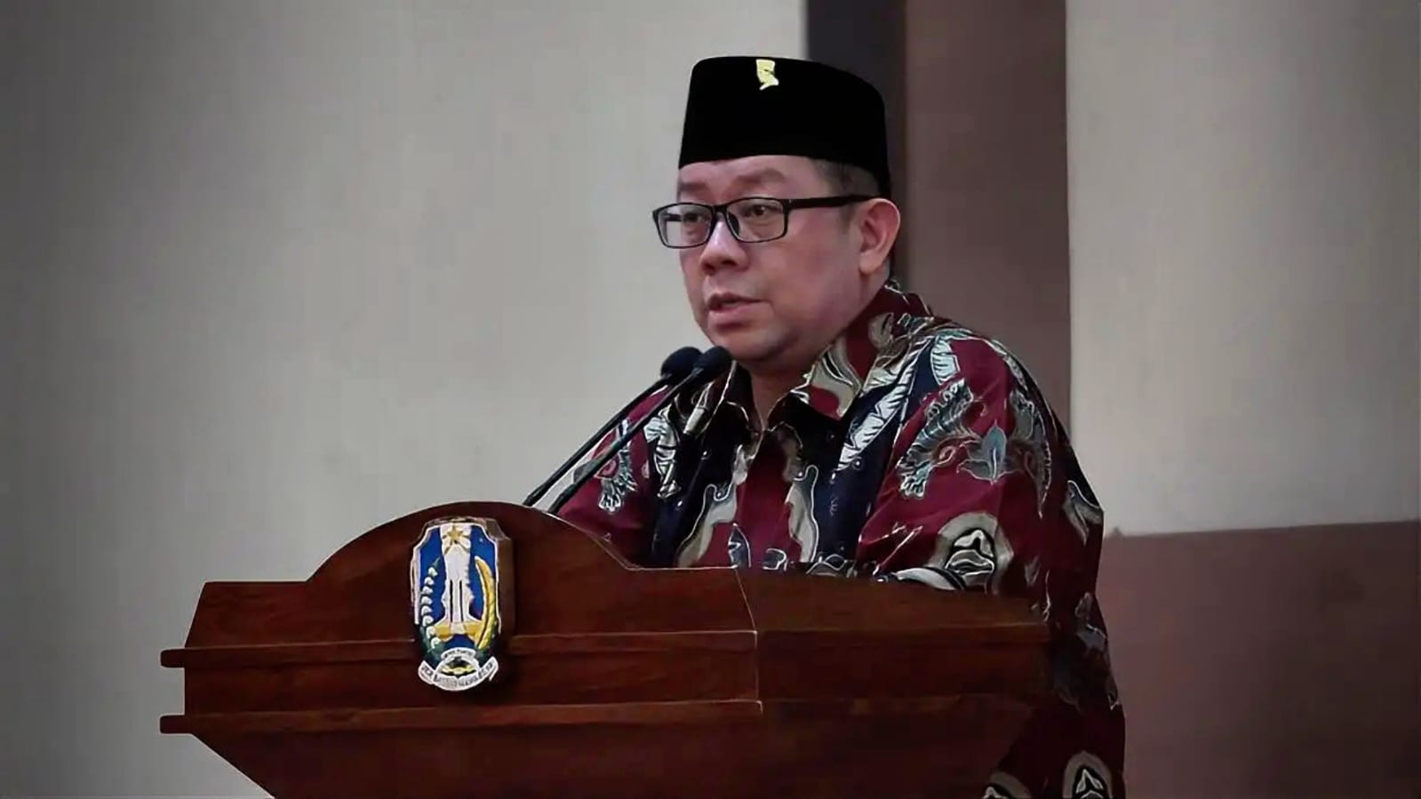 F-PDI Perjuangan Desak SiLPA Jatim untuk Warga Miskin dan Pendidikan F-PDI Perjuangan Desak SiLPA Jatim untuk Warga Miskin dan Pendidikan