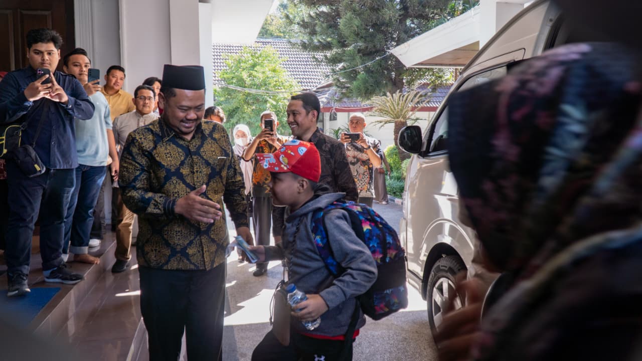 Gresik Jamin Hak Pendidikan Anak Pekerja Migran Indonesia