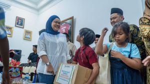 Fraksi PDI Perjuangan Kawal Kepulangan Pekerja Migran di Pendopo Gresik