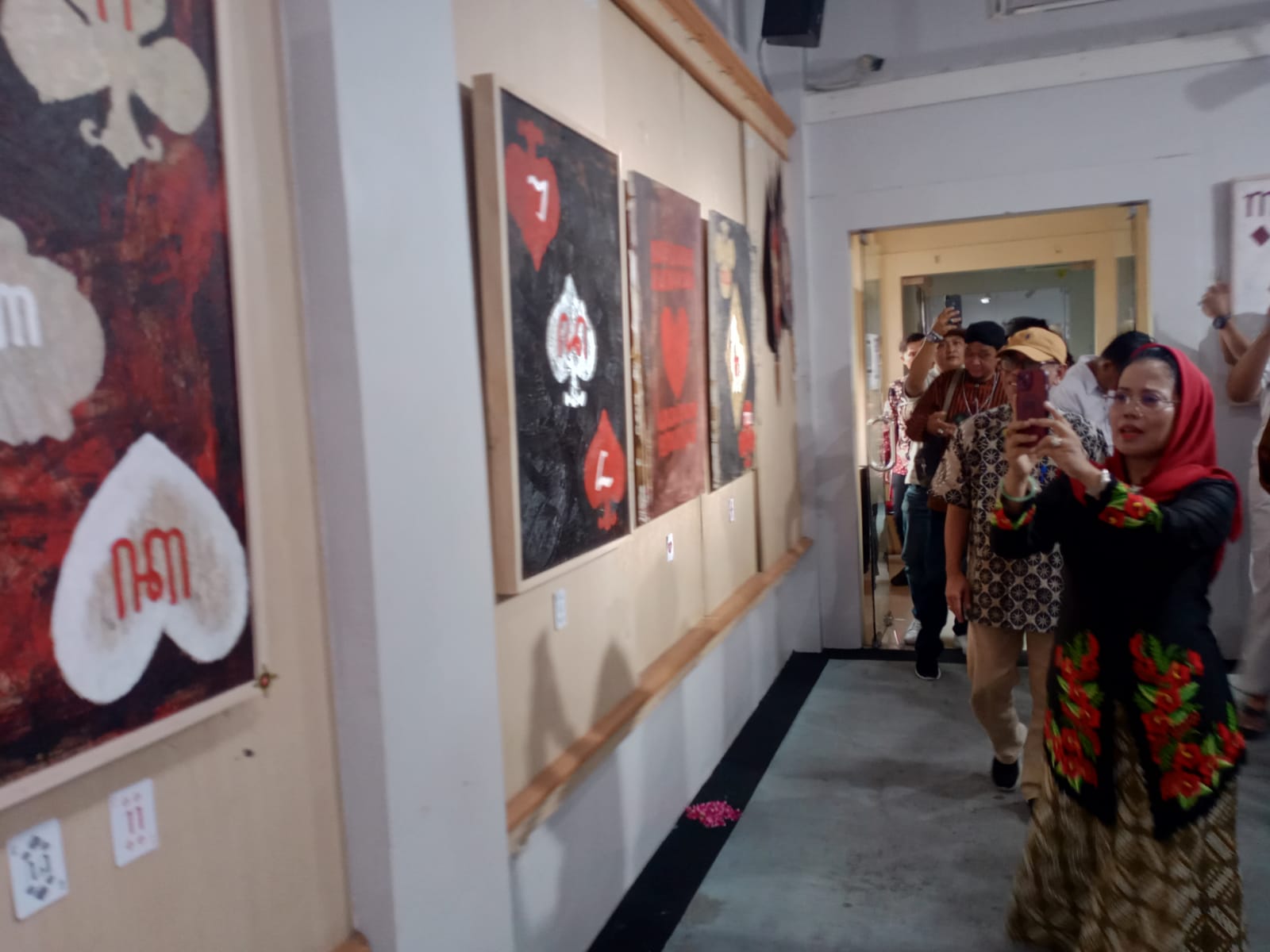 Sri Untari Dorong Digitalisasi dan Penggunaan Aksara Jawa di Dunia Pendidikan Sri Untari Dorong Digitalisasi dan Penggunaan Aksara Jawa di Dunia Pendidikan