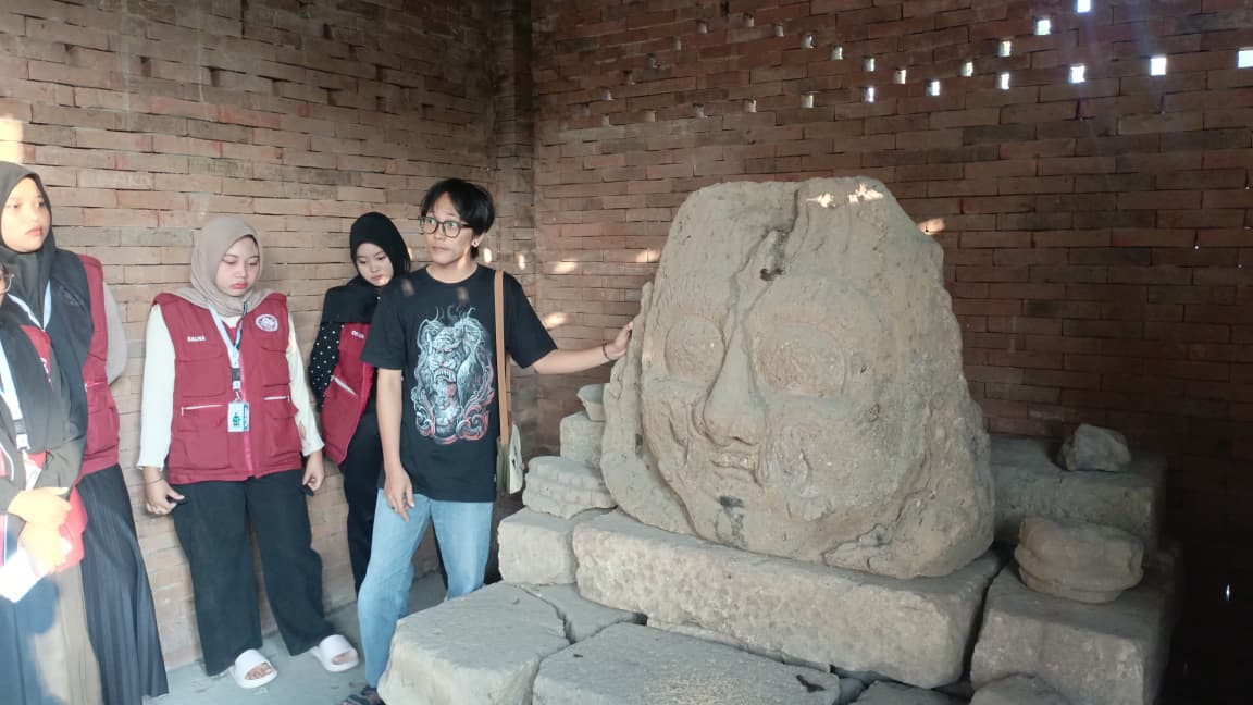Jejak Megah Kerajaan Wengker di Situs Beji Sirah Keteng Ponorogo Jejak Megah Kerajaan Wengker di Situs Beji Sirah Keteng Ponorogo