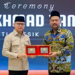 Bupati Yani Raih Penghargaan berkat Model Perlindungan Anak PMI