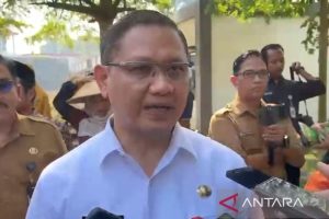 Dindik Jatim Bagikan 42 Ribu Seragam Gratis Siswa Kurang Mampu