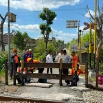 KAI Minta Maaf Palang Perlintasan Tak Menutup saat KA Brantas Melintas
