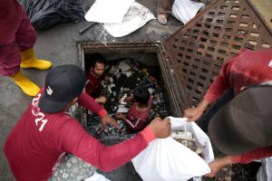 Pemkot Surabaya Targetkan Selesaikan 120 Titik Genangan