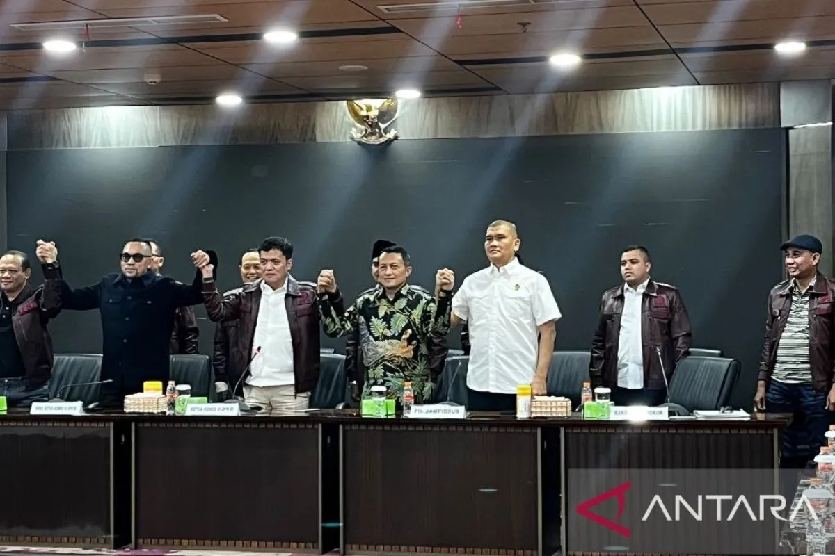 Jaksa Febrie Tersangka Korupsi dan Pencucian Uang Jaksa Febrie Tersangka Korupsi dan Pencucian Uang