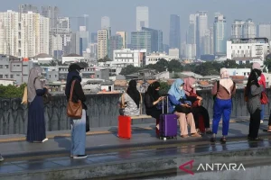 Udara Jakarta Terburuk di Dunia, Warga Diimbau Pakai Masker Udara Jakarta Terburuk di Dunia, Warga Diimbau Pakai Masker