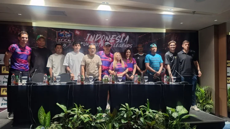 IFFL Satukan Legenda Sepak Bola Indonesia di Sidoarjo