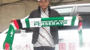 Sepak Bola Surabaya Berduka, Sosok Bonek Andie Peci Tutup Usia