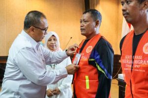 Pemkab Gresik Bekali Sertifikasi bagi Pekerja Migran Konstruksi
