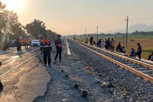 Kronologi KA Logawa Tabrak Truk Boks di Nganjuk: Sopir Tewas