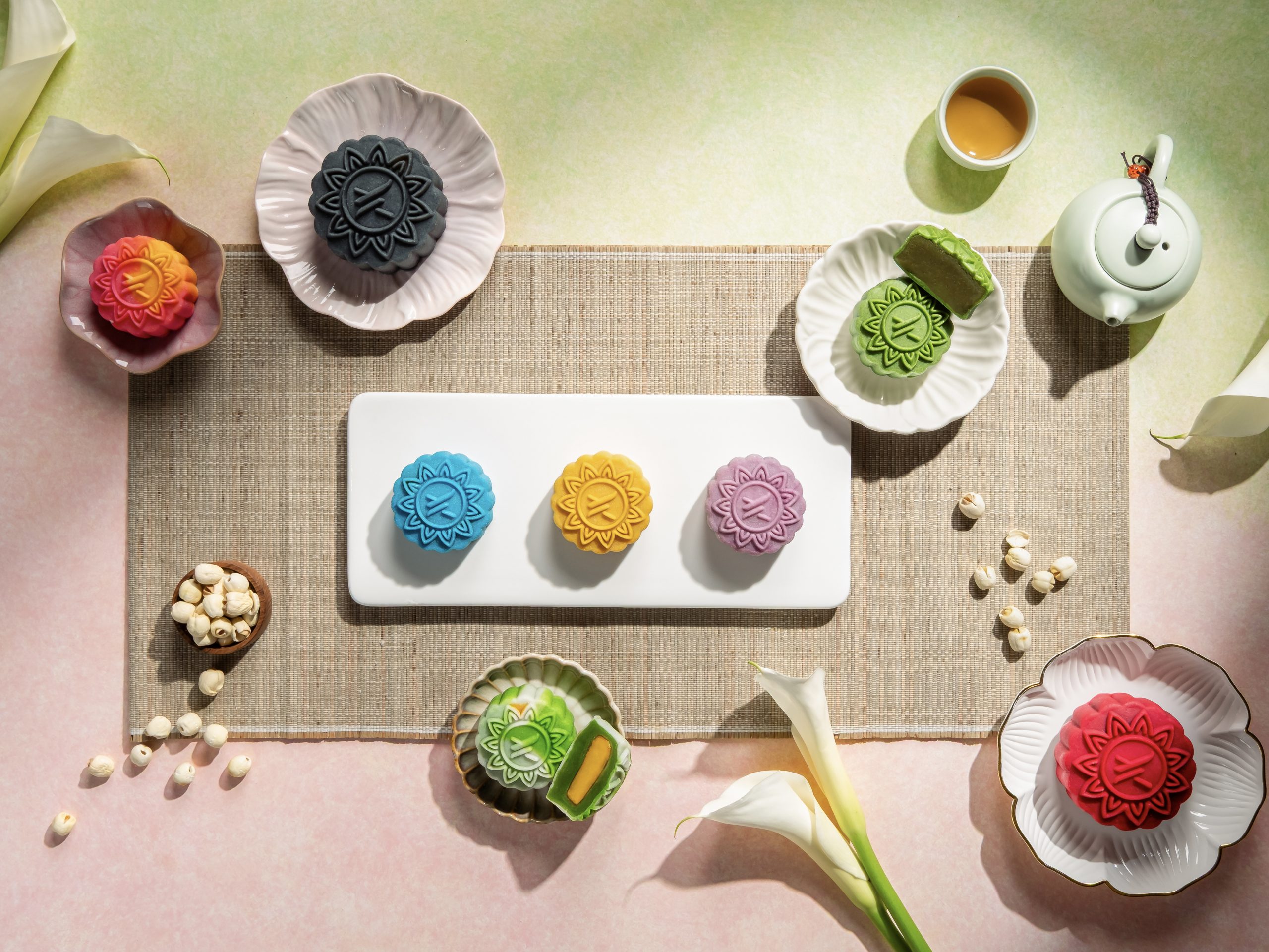 VASA Hotel Surabaya Hadirkan Mooncake 2026 “The Royal Fengxian” VASA Hotel Surabaya Hadirkan Mooncake 2026 “The Royal Fengxian”