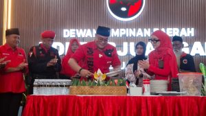 Gema Doa untuk NTT di Tumpengan HUT Kemerdekaan RI-81 PDI-P Jatim