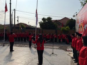 DPC PDIP Sidoarjo Percayakan Gen Z dan Milenial Pimpin Upacara HUT ke-81 RI