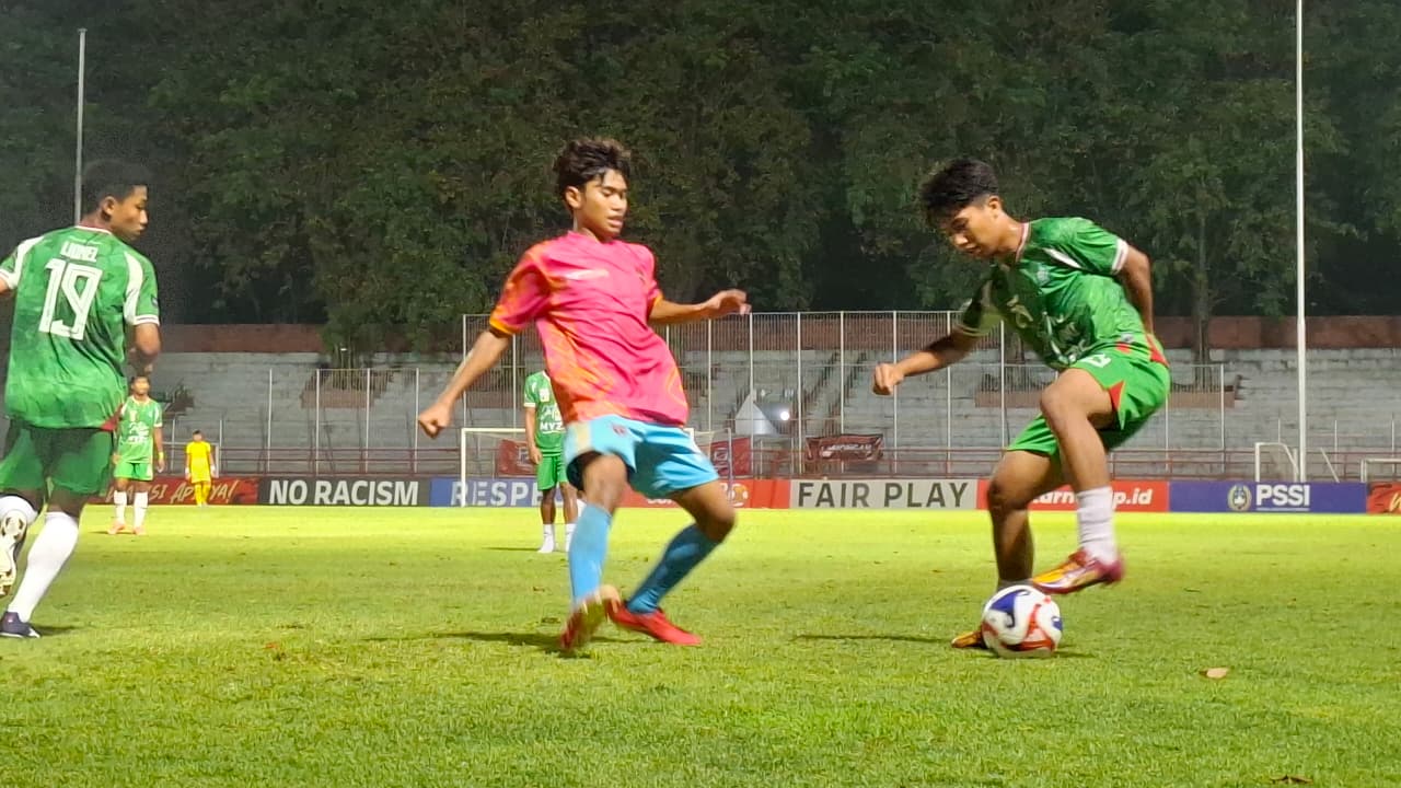 Banteng Jatim Tembus Semifinal Usai Tumbangkan Kaltim Enam Gol Tanpa Balas Banteng Jatim Tembus Semifinal Usai Tumbangkan Kaltim Enam Gol Tanpa Balas