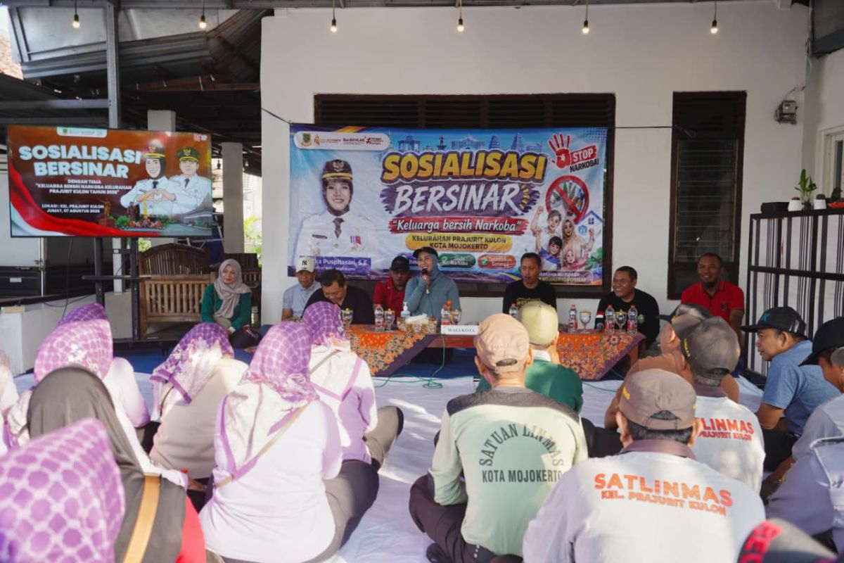 Pemkot Mojokerto Perkuat Peran Keluarga Perangi Narkoba Pemkot Mojokerto Perkuat Peran Keluarga Perangi Narkoba