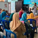 Polres Gresik Edukasi Nelayan Bahaya Judol dan Pinjol Ilegal