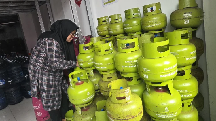YLPK Jatim Desak Pemerintah Ketat Awasi dan Kendalikan Harga YLPK Jatim Desak Pemerintah Ketat Awasi dan Kendalikan Harga