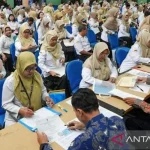 DPR Janji Sejahterakan Guru PPPK Usai Perbaikan Status