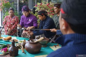 Hari Jadi ke-832 Trenggalek Diawali Jamasan Pusaka Hari Jadi ke-832 Trenggalek Diawali Jamasan Pusaka