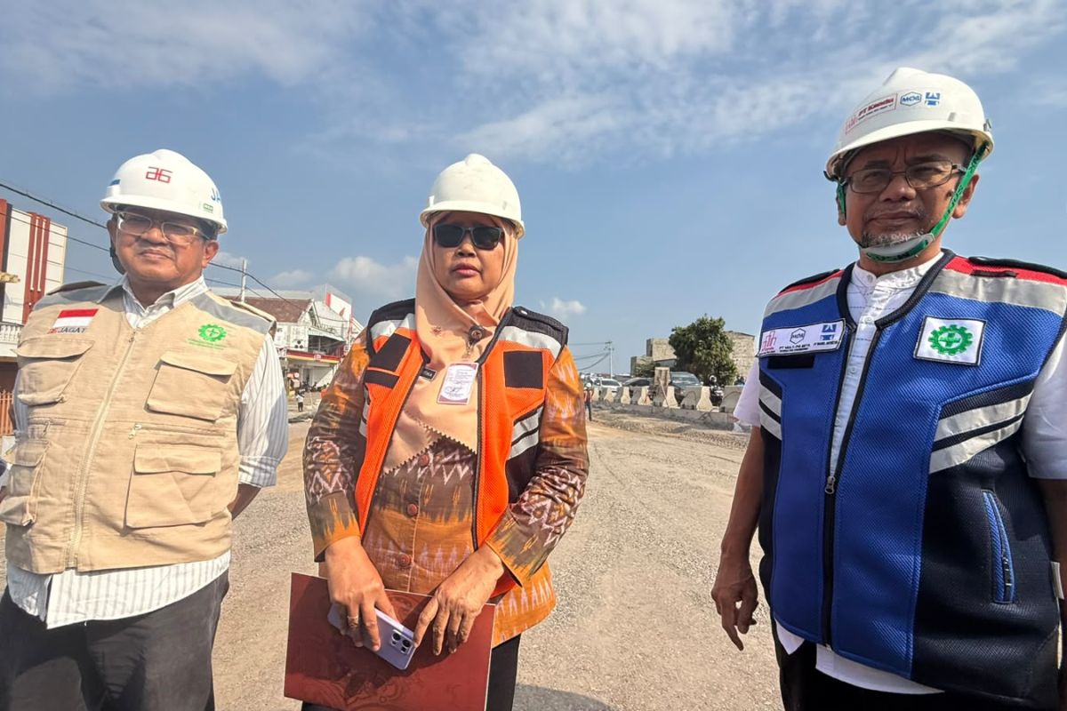 Izin Lahan Tol Kediri-Tulungagung Belum Beres Terganjal Pusat. Izin Lahan Tol Kediri-Tulungagung Belum Beres Terganjal Pusat.