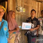 PLN Madura Bantu Pasang Listrik Warga Miskin Kepulauan