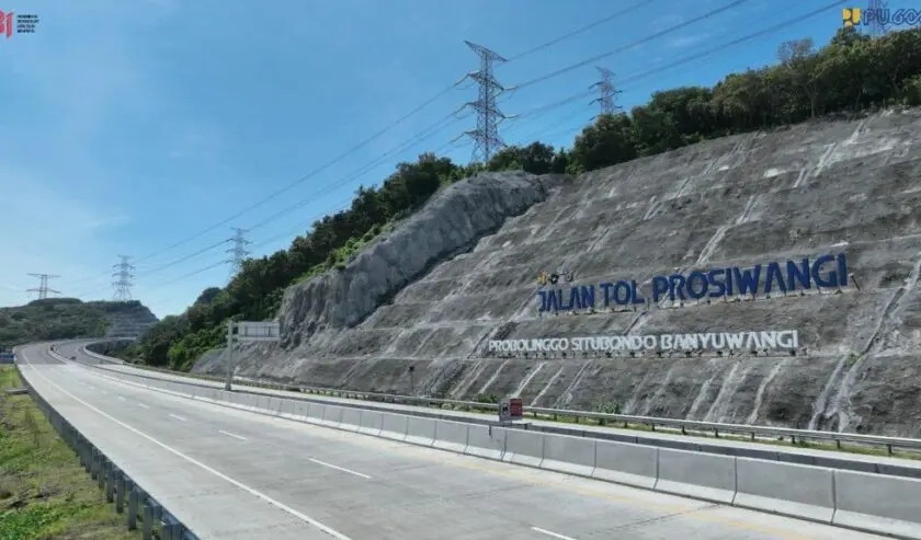 Selesai Konstruksi Tol Prosiwangi 24 Km Seksi 1-2 Siap Operasi Selesai Konstruksi Tol Prosiwangi 24 Km Seksi 1-2 Siap Operasi