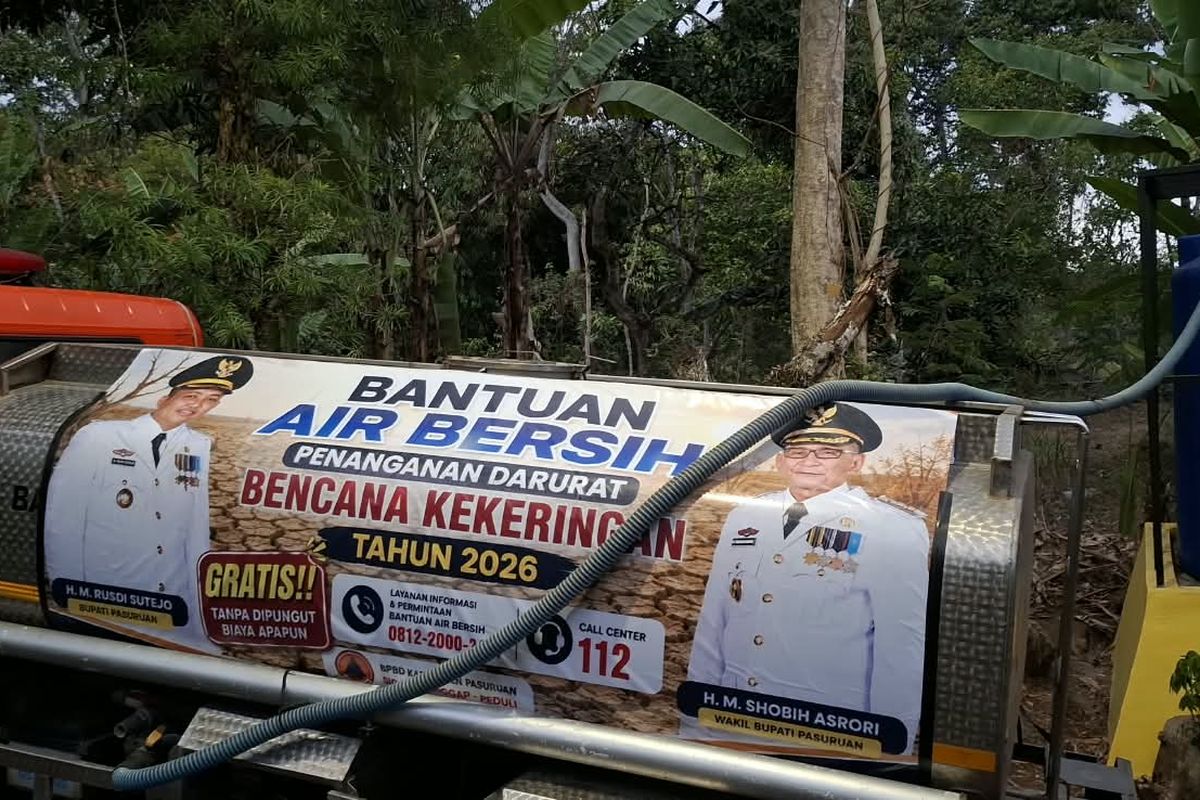 BPBD Pasuruan Pasok Air Bersih Ke 12 Desa Kekeringan BPBD Pasuruan Pasok Air Bersih Ke 12 Desa Kekeringan