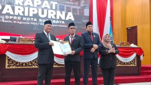 Sekda Surabaya Pastikan Sisa Anggaran Kembali Mengalir ke Program Masyarakat Sekda Surabaya Pastikan Sisa Anggaran Kembali Mengalir ke Program Masyarakat