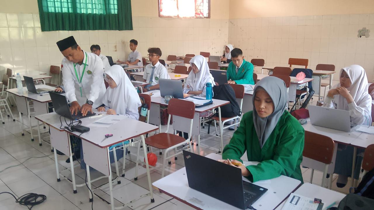 Jatim Catat Peserta Olimpiade Madrasah Indonesia Terbanyak Jatim Catat Peserta Olimpiade Madrasah Indonesia Terbanyak