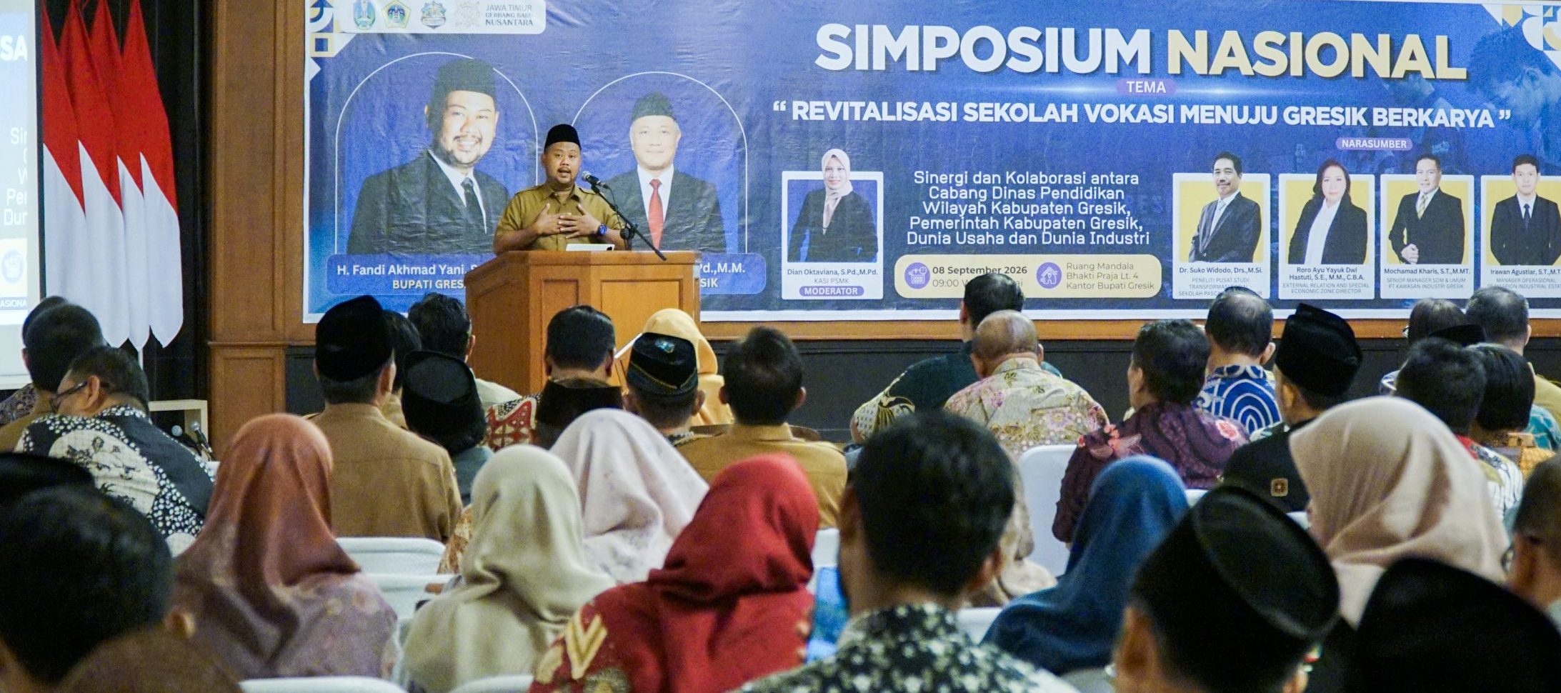 Bupati Gresik Dorong Pengelolaan SMA dan SMK Kembali ke Daerah Bupati Gresik Dorong Pengelolaan SMA dan SMK Kembali ke Daerah