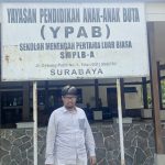Menepis Stigma Gen Z Minim Adab Lewat Kacamata Mukhlish