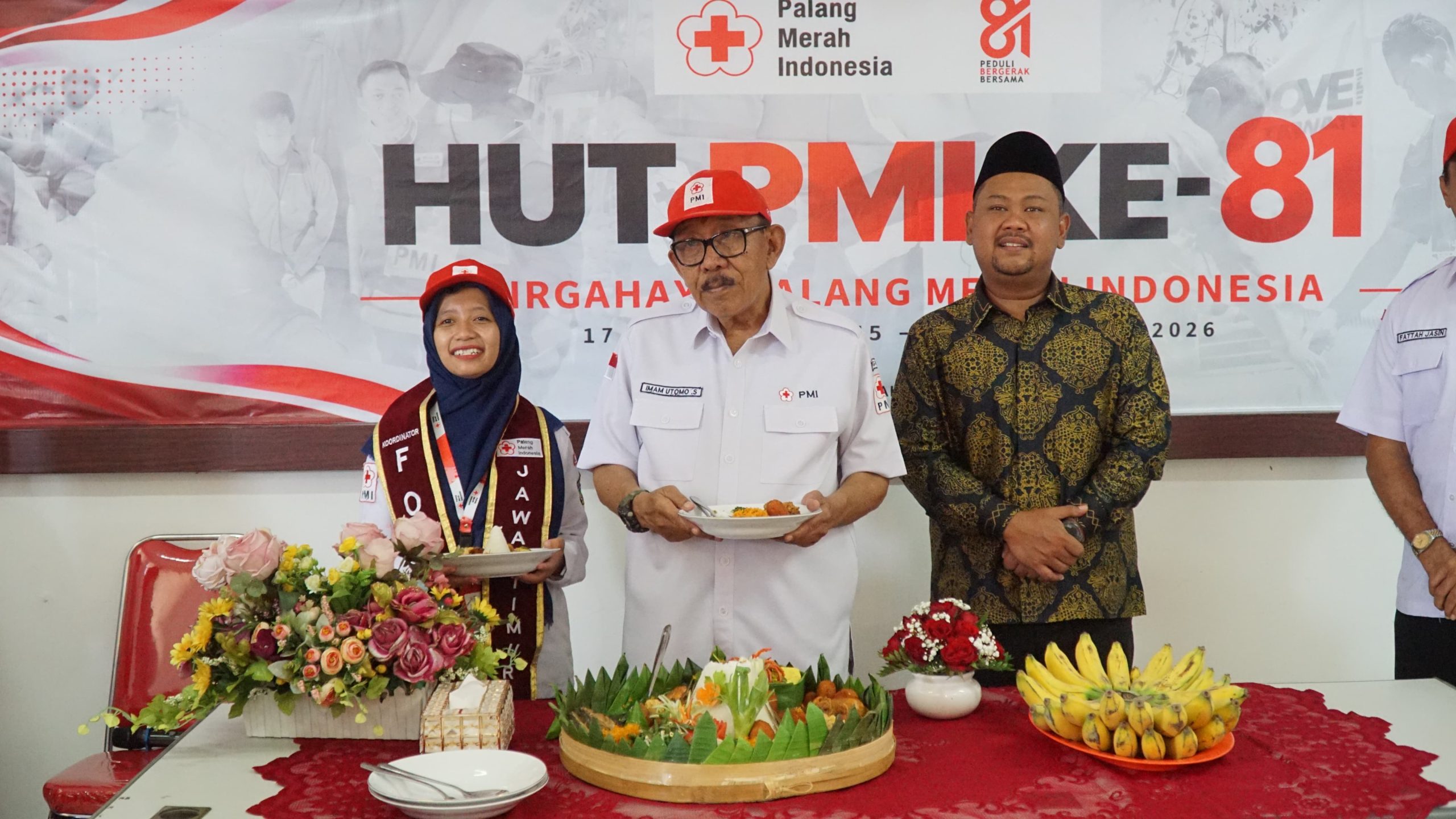Bupati Gresik Gandeng PMI Amankan Pasokan Air Bersih