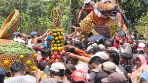 Sedekah Bumi Sambikerep Surabaya Ritual Syukur yang Tak Pernah Luntur Sedekah Bumi Sambikerep Surabaya Ritual Syukur yang Tak Pernah Luntur
