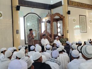 Polsek Pacet Ajak Santri MBI Amanatul Ummah Stop Bullying