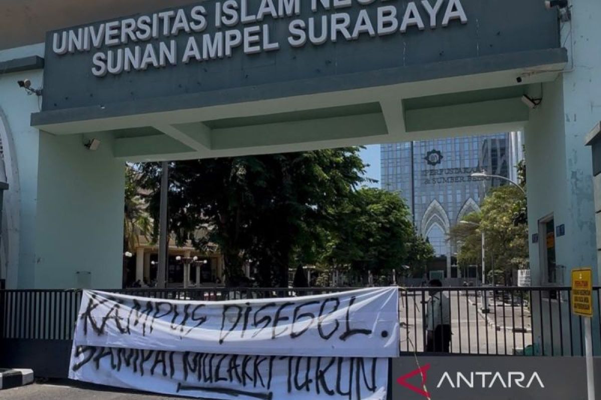 DPR Panggil Menag Nasaruddin Imbas Polemik Rektor UINSA DPR Panggil Menag Nasaruddin Imbas Polemik Rektor UINSA