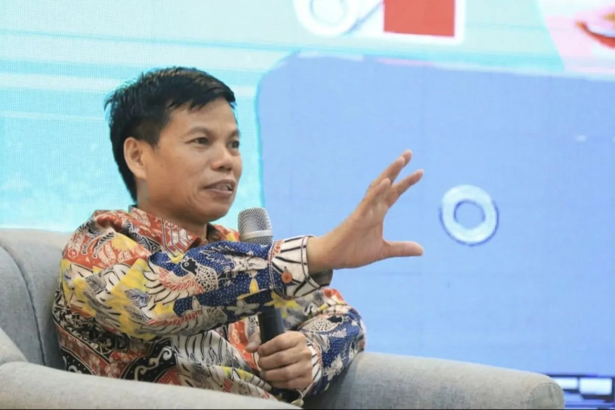 Menag Resmi Berhentikan Rektor UINSA Akhmad Muzakki Menag Resmi Berhentikan Rektor UINSA Akhmad Muzakki
