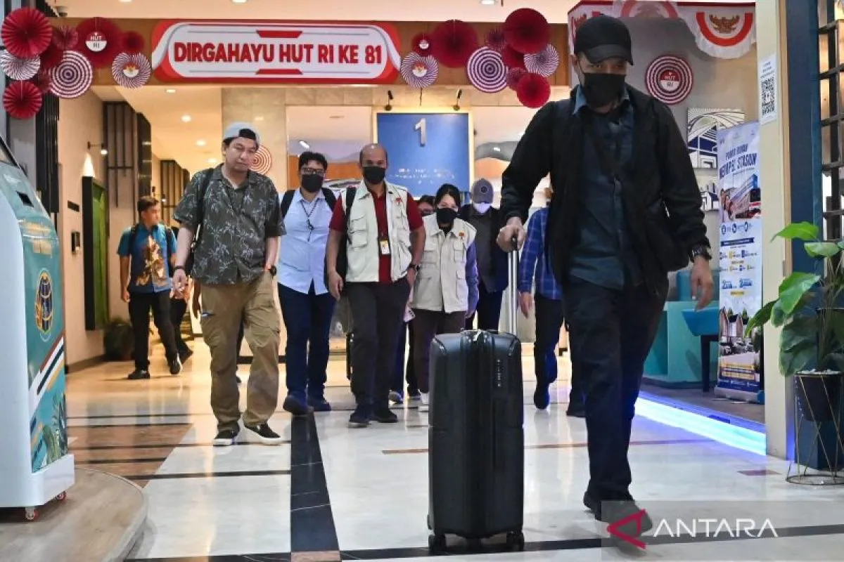 KPK Sita Uang Ratusan Juta di Kanwil BPN Jawa Timur KPK Sita Uang Ratusan Juta di Kanwil BPN Jawa Timur