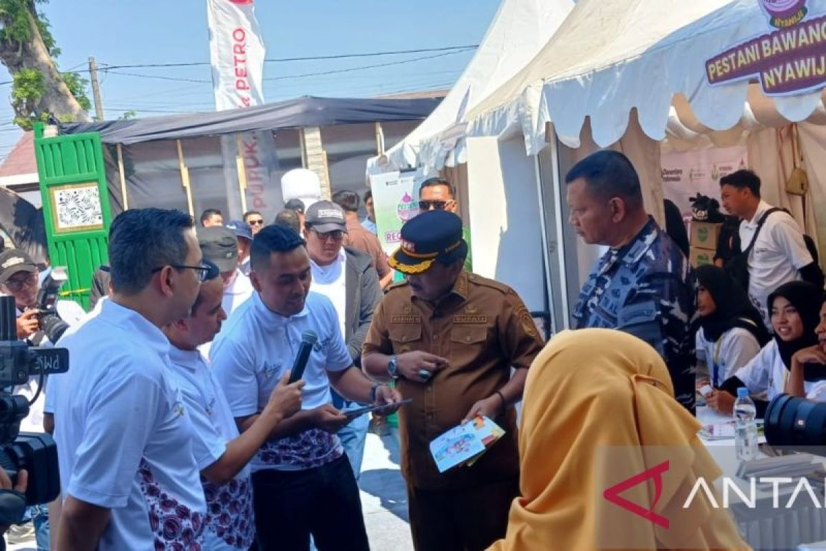Pemkab Nganjuk Batasi Masuknya Bawang Merah Luar Daerah Pemkab Nganjuk Batasi Masuknya Bawang Merah Luar Daerah