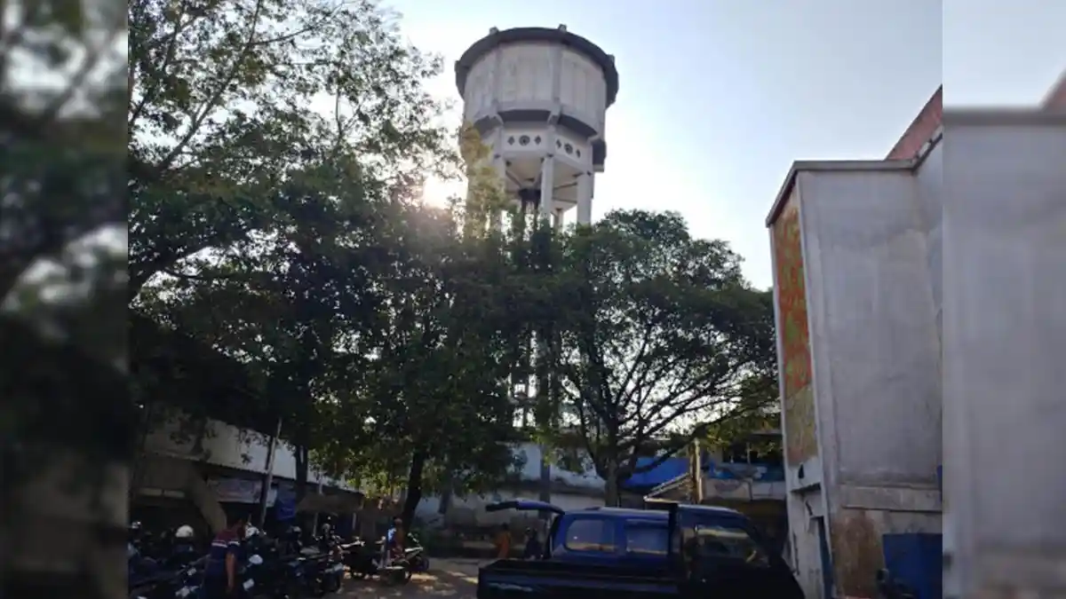 SMPN 10 Jember dan Candi Deres Resmi Jadi Cagar Budaya Baru SMPN 10 Jember dan Candi Deres Resmi Jadi Cagar Budaya Baru