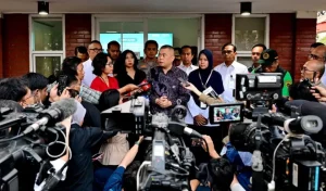 Kemenhub: Penumpang Terdampak Erupsi GAK Berhak Refund 100%