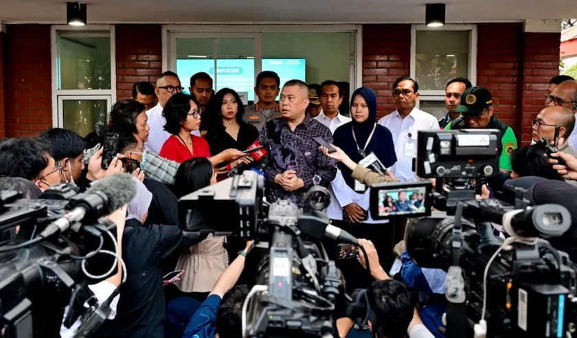 Kemenhub: Penumpang Terdampak Erupsi GAK Berhak Refund 100% Kemenhub: Penumpang Terdampak Erupsi GAK Berhak Refund 100%
