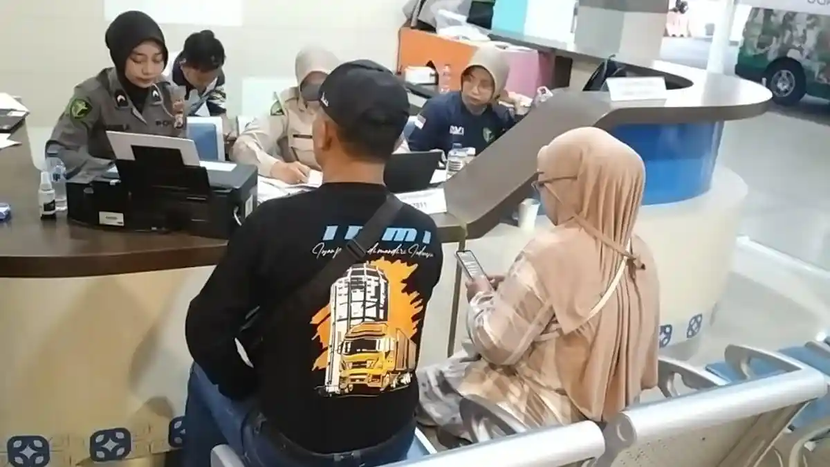 DVI Polda Jatim Ambil 42 Sampel DNA dari 76 Korban KM Virgo DVI Polda Jatim Ambil 42 Sampel DNA dari 76 Korban KM Virgo