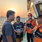 Delapan ABK Kapal Tenggelam di Bawean Dievakuasi Selamat