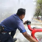 Dampak Abu Vulkanik GAK Pemkab Bogor Semprot Jalan di 11 Wilayah