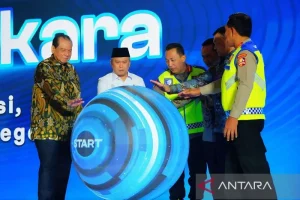 Polri Luncurkan STNK Digital & Bayar Tilang Online Polri Luncurkan STNK Digital & Bayar Tilang Online